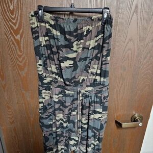 Strappless Stretchy Camouflage Jumpsuit